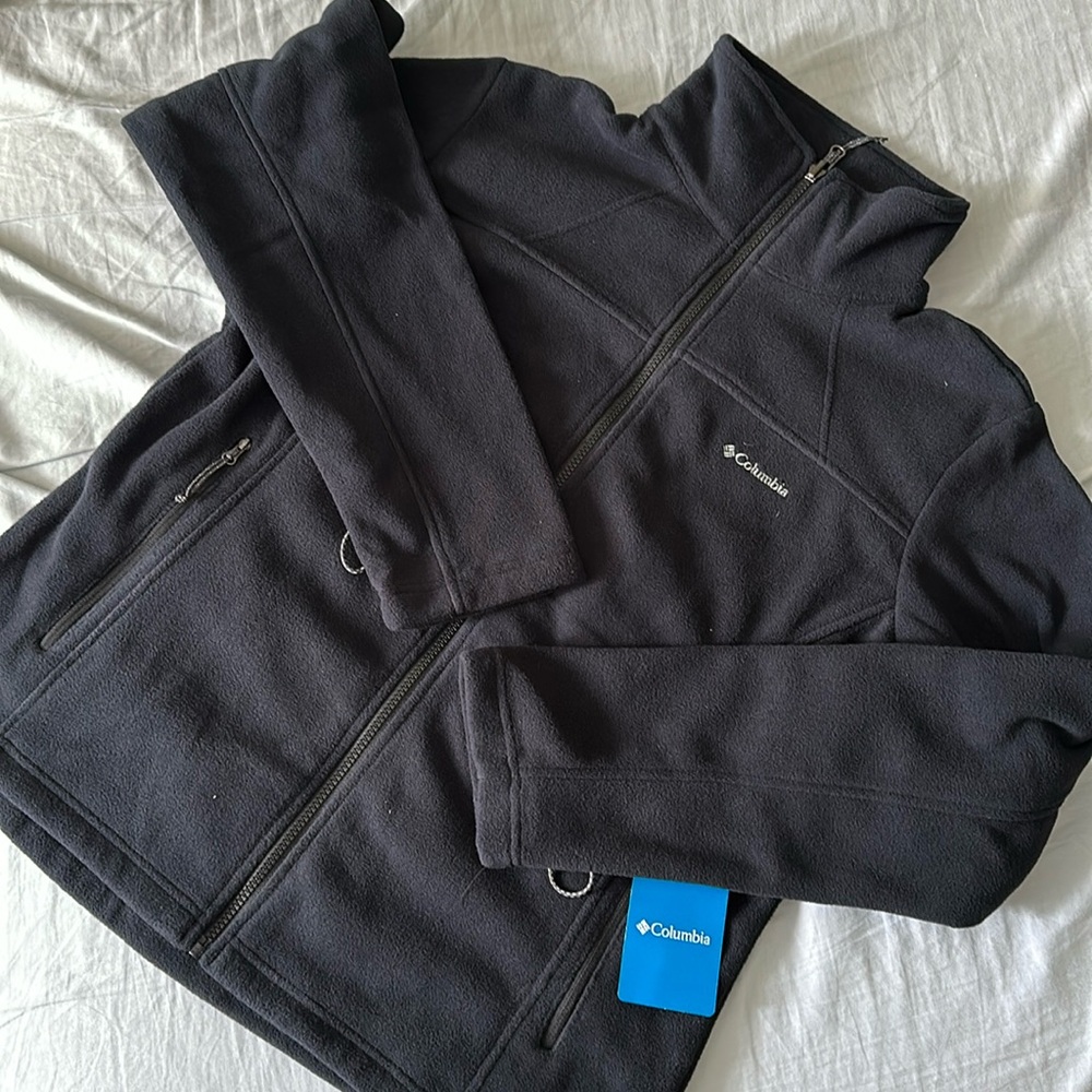 Brand new Columbia jacket - Woman